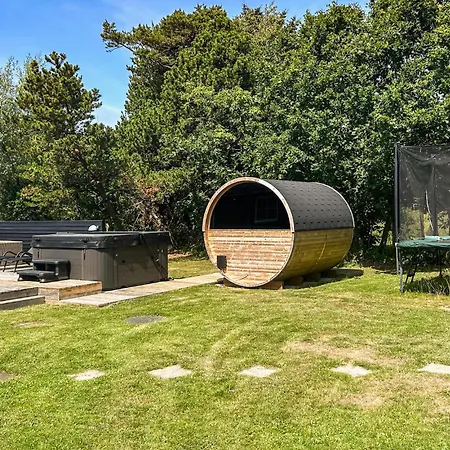 펜션 Cozy Home In Blavand With Sauna Blåvand
